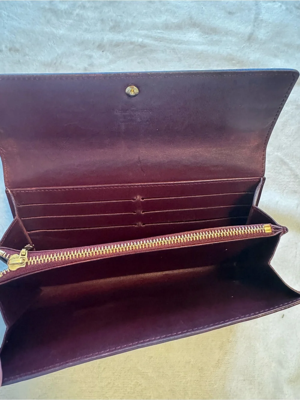 Louis Vuitton Vernis Sarah Wallet Amarante